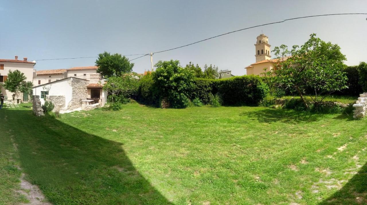 Holiday Home Mihovilovic Premantura Zewnętrze zdjęcie